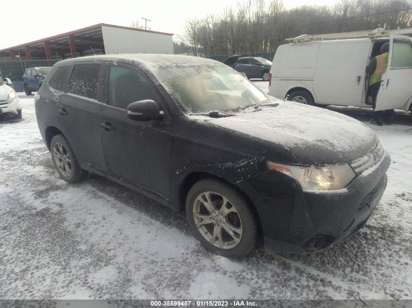 2014 MITSUBISHI OUTLANDER SE