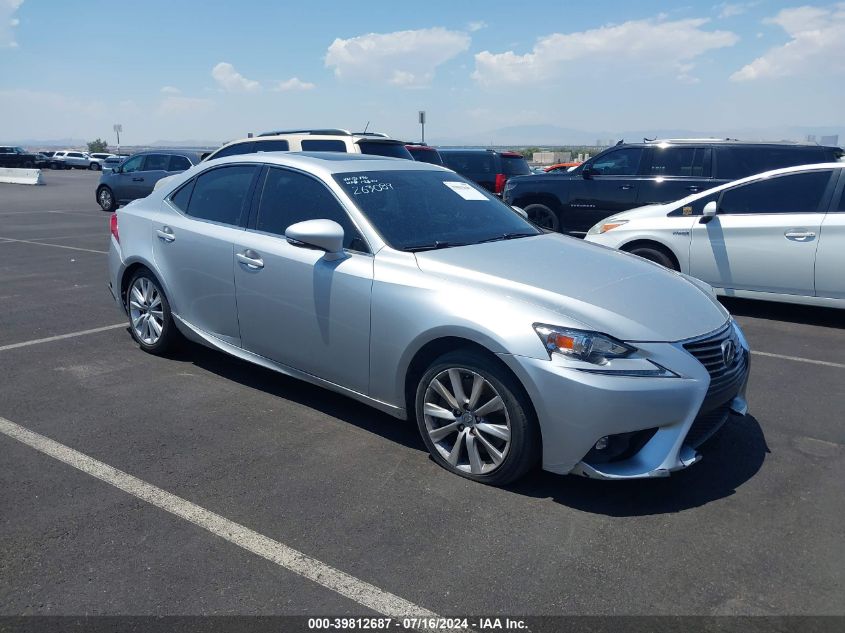 2016 LEXUS IS 200T