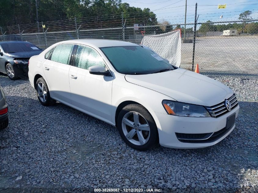 2014 VOLKSWAGEN PASSAT SE