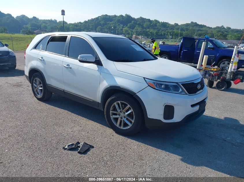 2015 KIA SORENTO LX