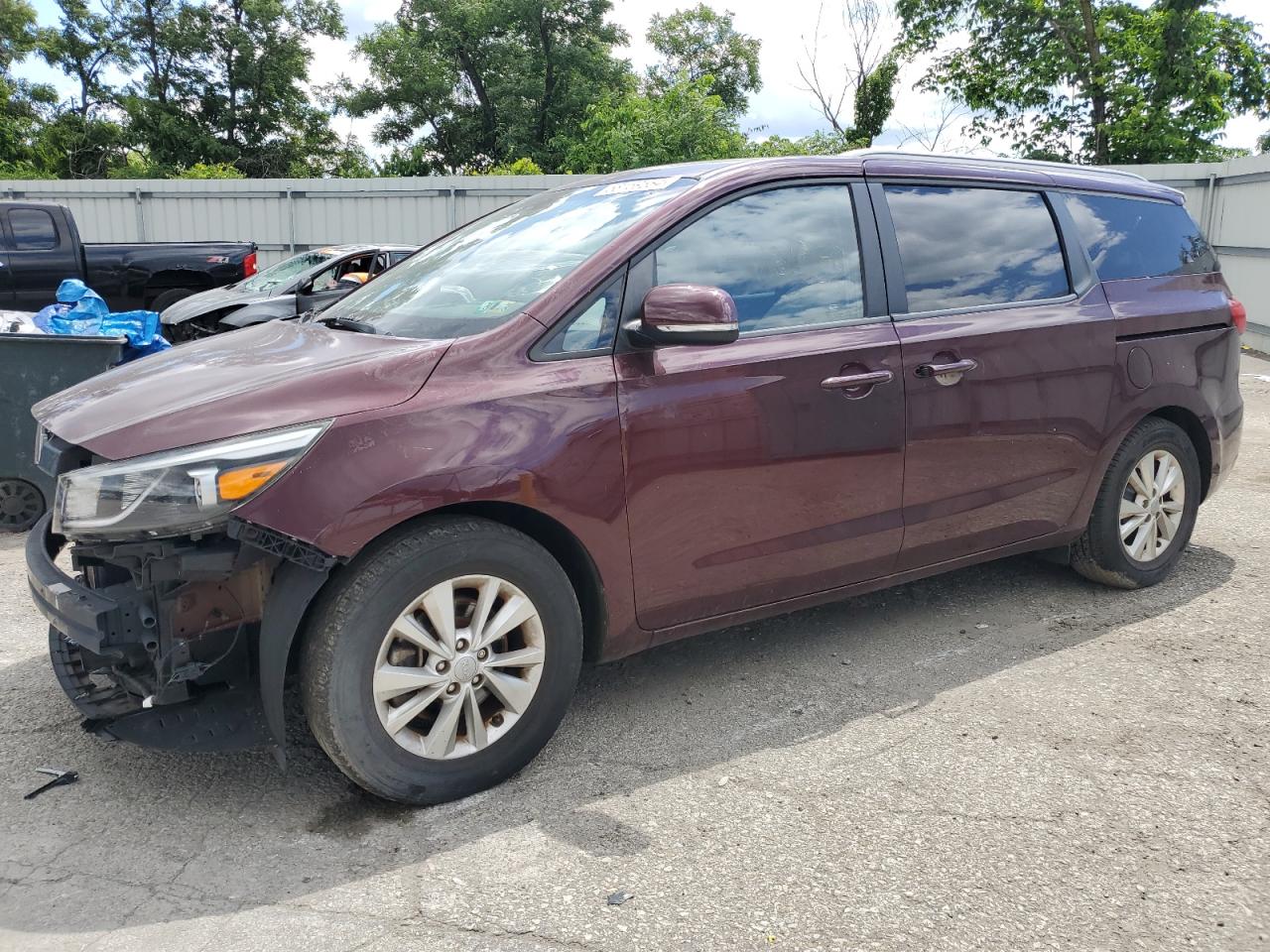 2016 KIA SEDONA LX