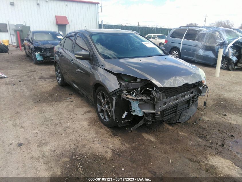 2014 FORD FOCUS SE