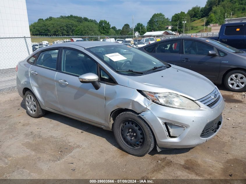 2013 FORD FIESTA SE