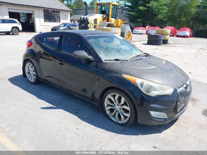 2012 HYUNDAI VELOSTER BASE W/RED/BLACK