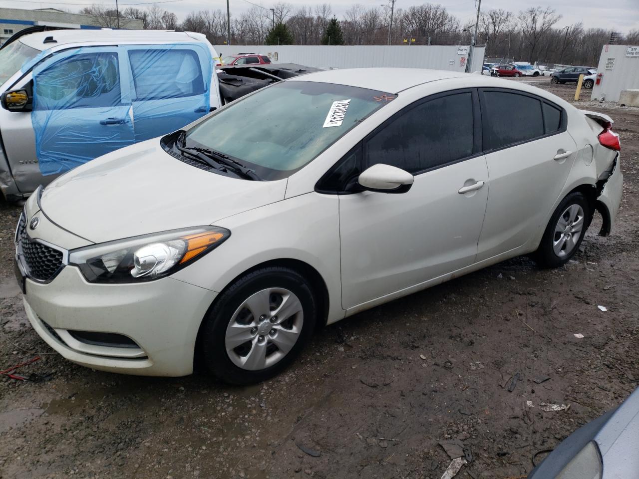 2015 KIA FORTE LX