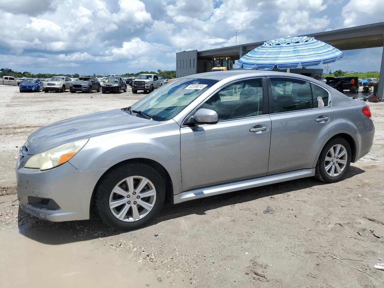 2010 SUBARU LEGACY 2.5I PREMIUM