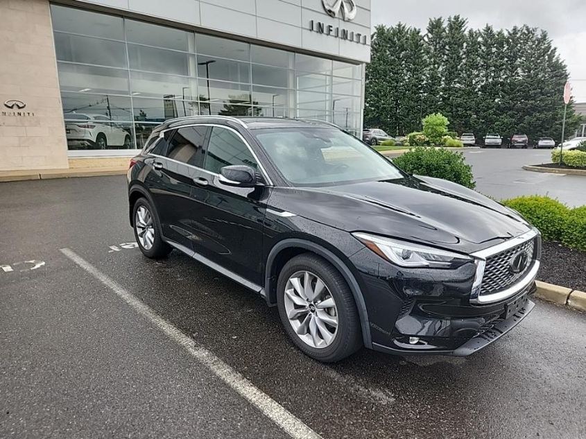 2021 INFINITI QX50 LUXE