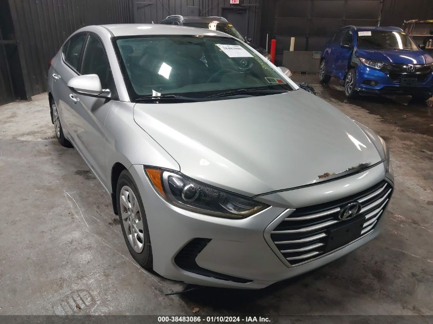 2018 HYUNDAI ELANTRA SE