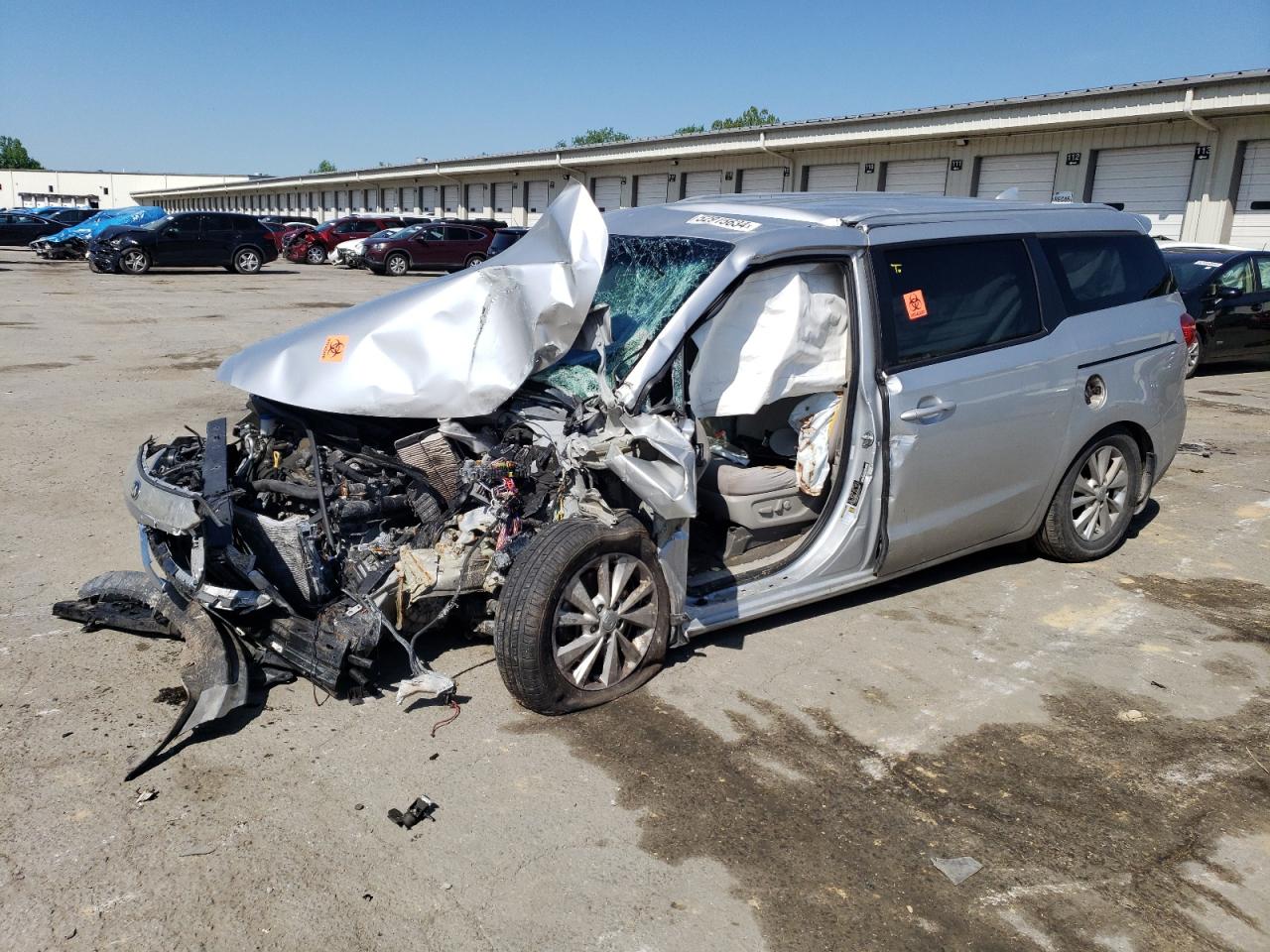 2016 KIA SEDONA LX