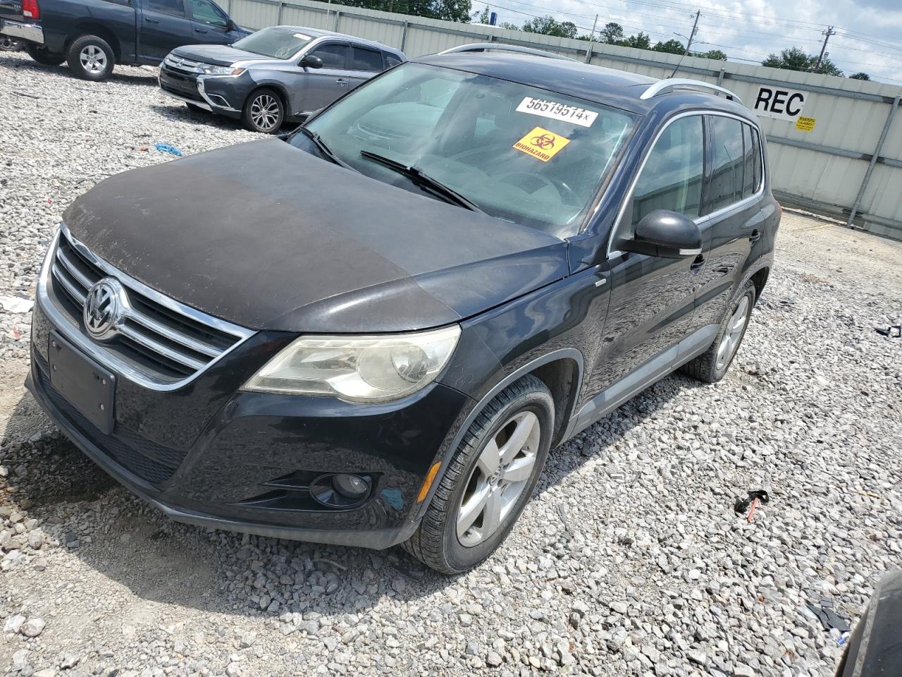 2010 VOLKSWAGEN TIGUAN SE