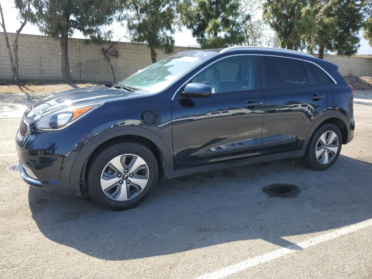 2019 KIA NIRO LX