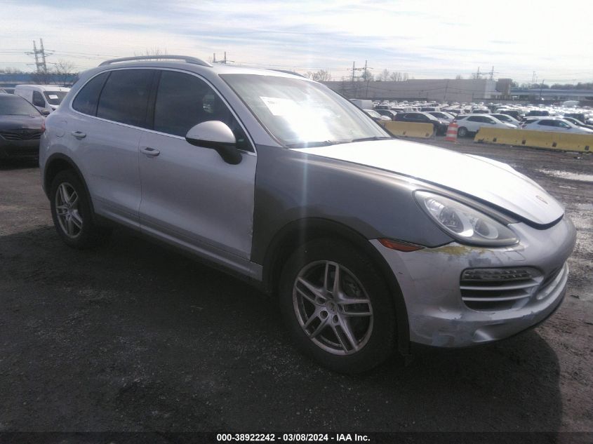 2011 PORSCHE CAYENNE