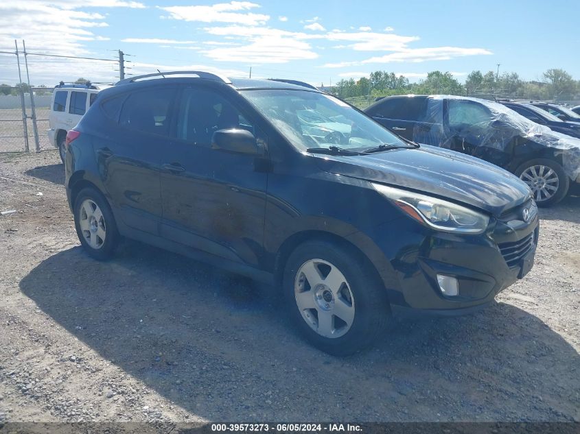 2015 HYUNDAI TUCSON SE