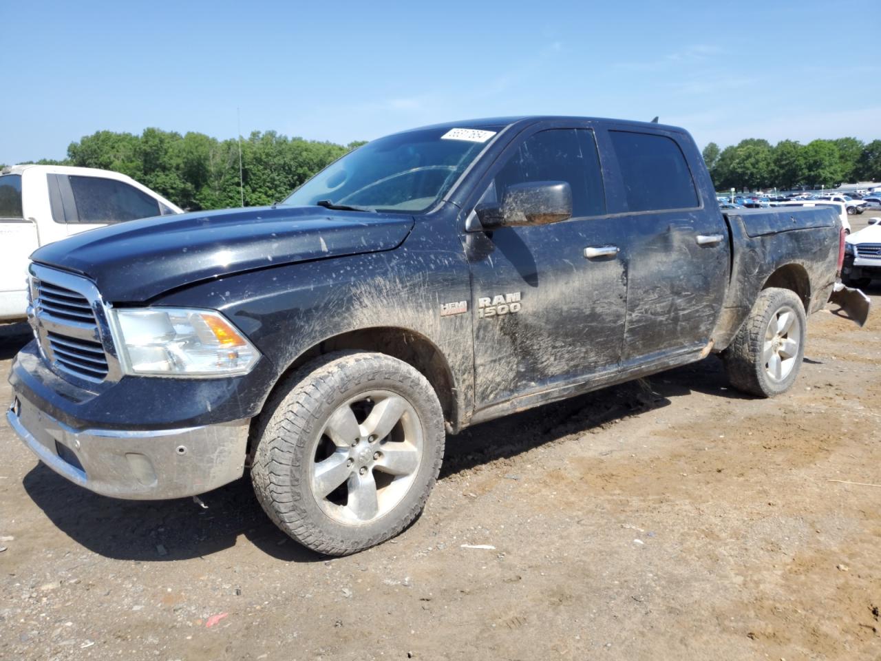 2016 RAM 1500 SLT