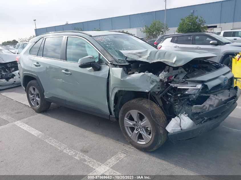 2022 TOYOTA RAV4 XLE HYBRID