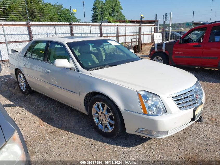 2011 CADILLAC DTS LUXURY COLLECTION