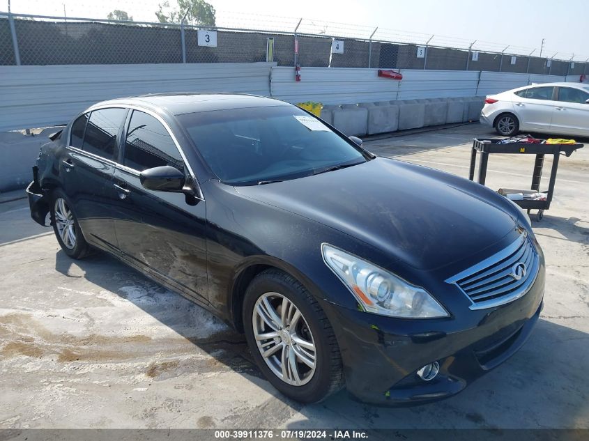 2013 INFINITI G37 JOURNEY